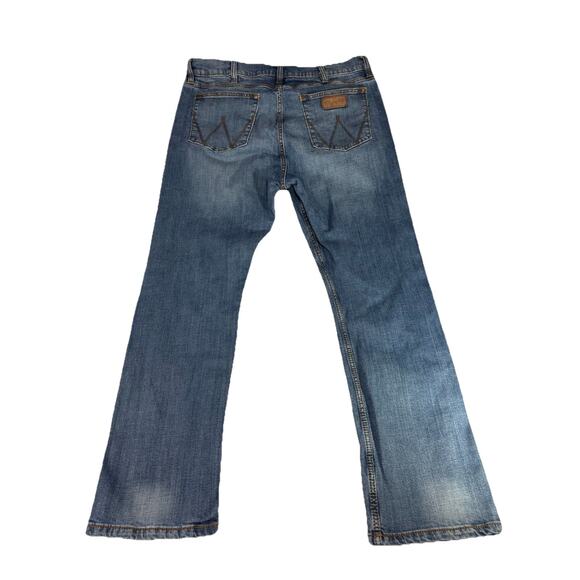Wrangler Retro Relaxed Boot Mens 38X32(37X31)Jeans Western Workwear Blue WLT88CM - Picture 6 of 10